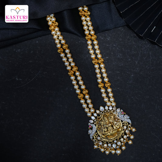 92.5 Victorian locket with mala