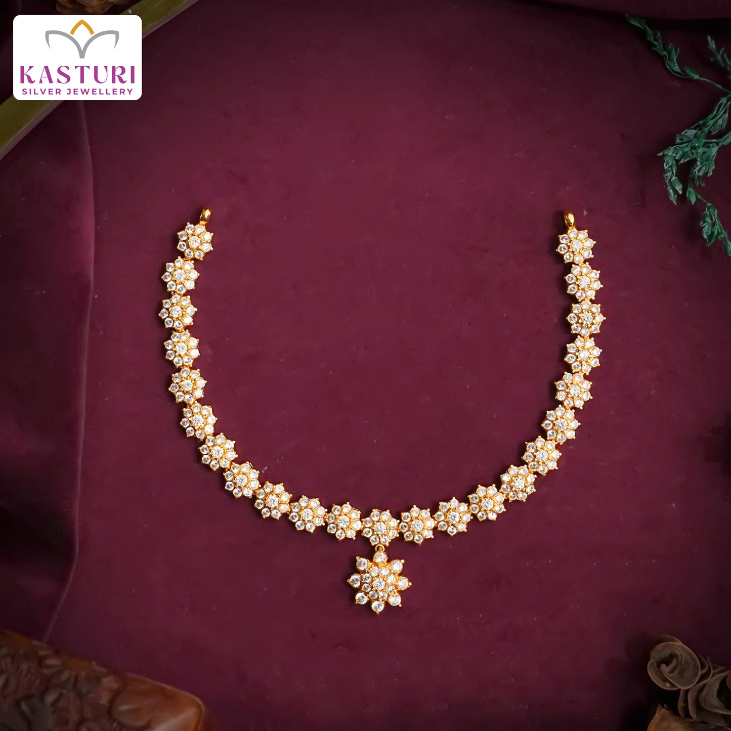 White Stones Floral Necklace