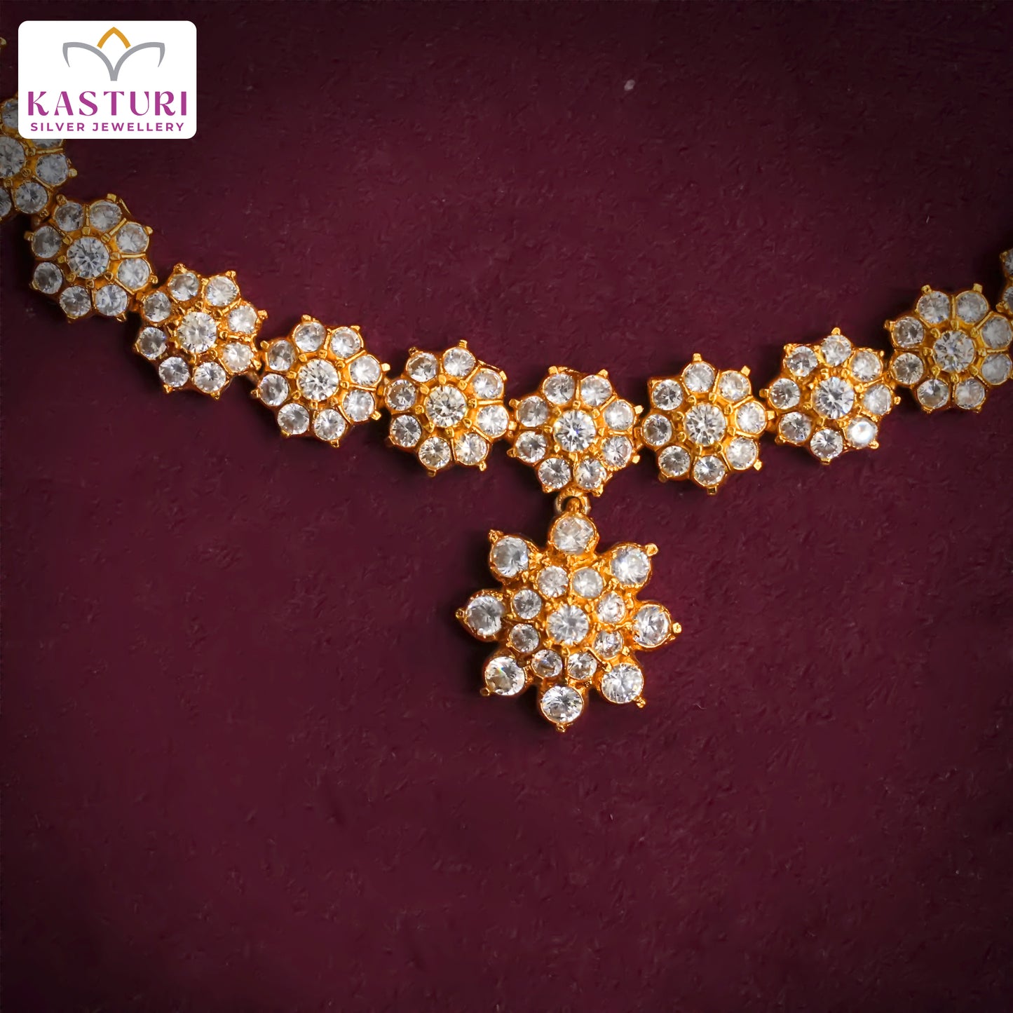 White Stones Floral Necklace