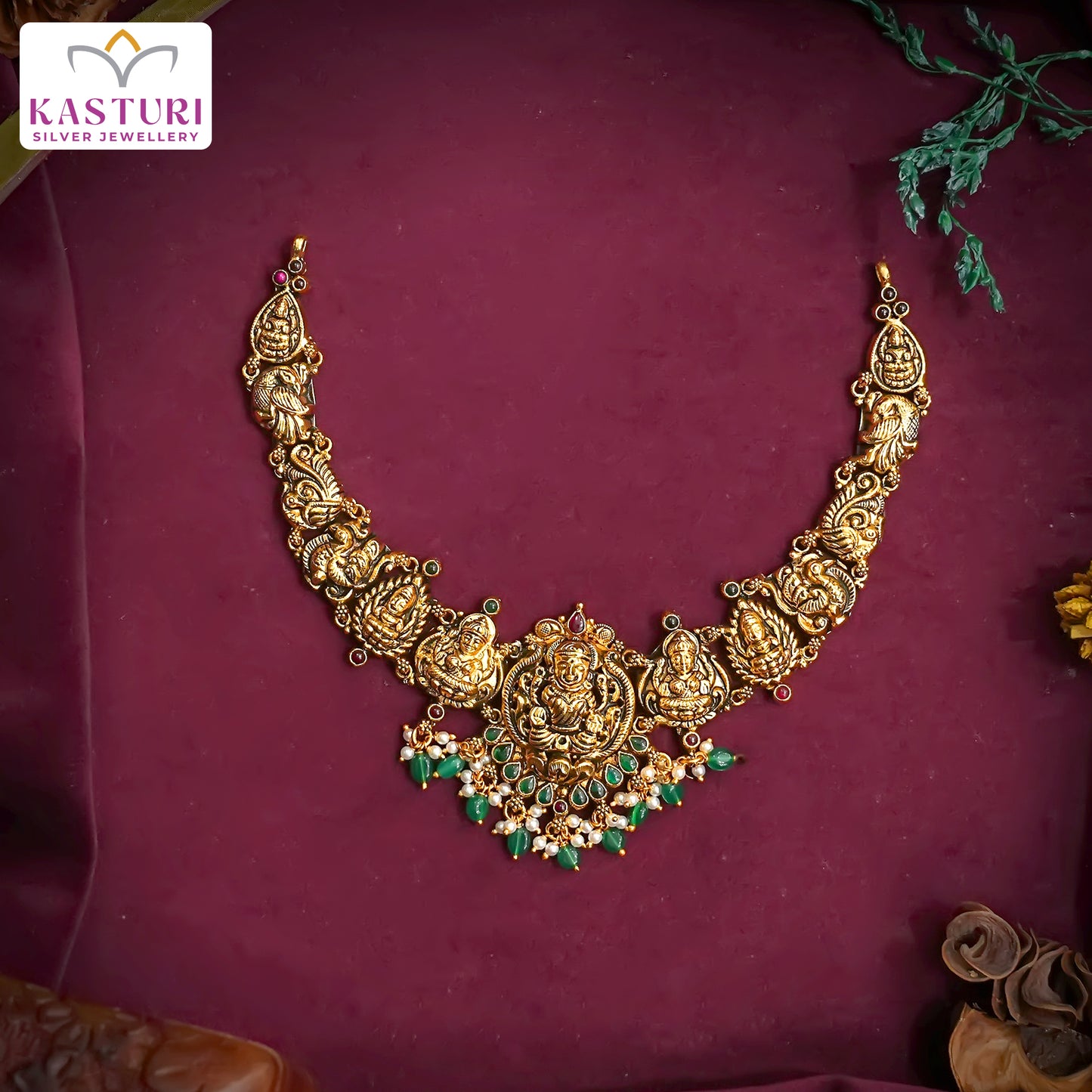 Lakshmi Devi Necklace With Emerald Beads